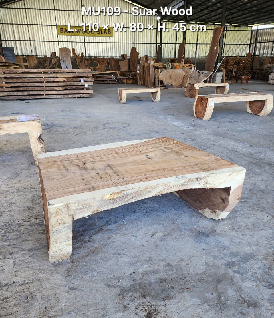MU109 Coffee Table